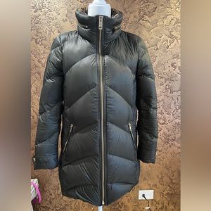 Burberry  London England ,puffer,size s
